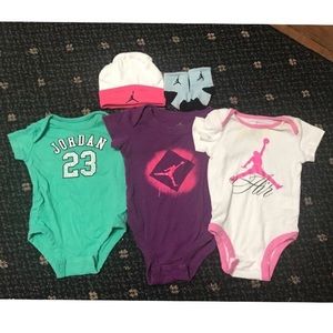 UPDATE MINOR FLAW FINAL PRICE Babygirl Jordan set